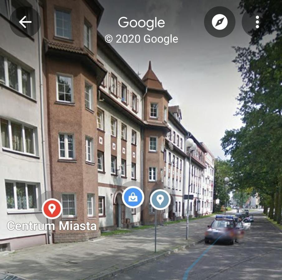 1 Apartament *